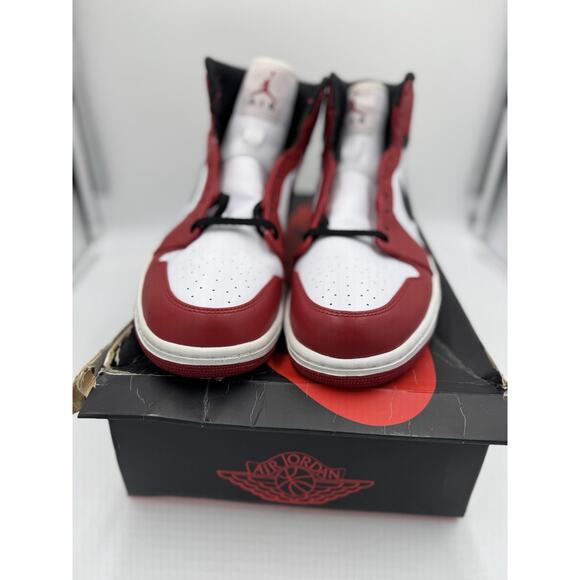 Size 14 - Jordan 1 Retro High Chicago 2013 - Picture 1 of 7
